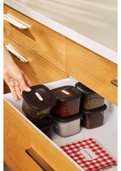 Gri Renkli 6'lı Baharat Seti, Hediye Kaşık ile Şık ve Kullanışlı Tasarım fiyatları