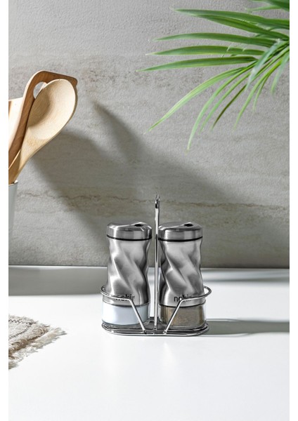 Gri Renkli, Standlı 2'li Baharatlık Seti, Şık ve Kullanışlı Mutfak Aksesuarı