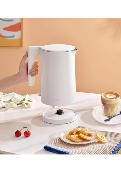 1800W 1,7l Beyaz Sıcak Su Isıtıcı, Hızlı ve Şık Tasarım indirimleri