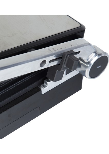 Gümüş Renkli Elektrikli Döküm Tost Makinesi, Pratik ve Şık Tasarım indirimleri