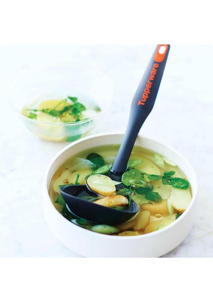 Siyah Dayanıklı ve Pratik Mutfak Kepçesi, Kullanışlı ve Şık Tasarım fiyatları