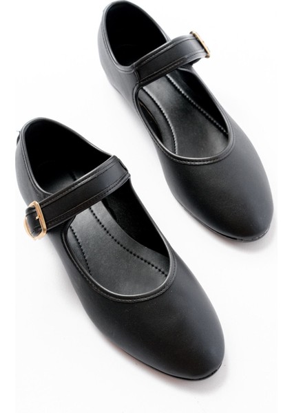 2606 Siyah Baretli Günlük Bayan Ayakkabı fırsatları