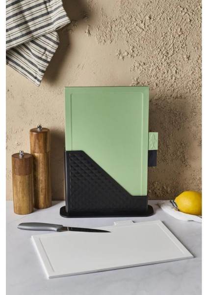 Çok Renkli 4 Parça Standlı Kesme Tahtası Seti, Dayanıklı ve Şık Mutfak Aksesuarı