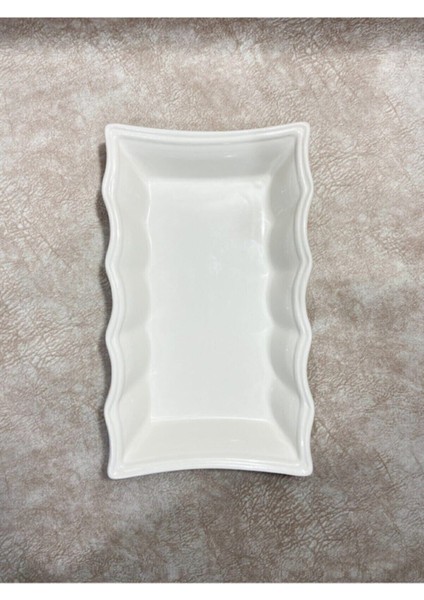 Beyaz Seramik 4'lü Yıldız Salata ve Meze Sunum Kayıkları Seti