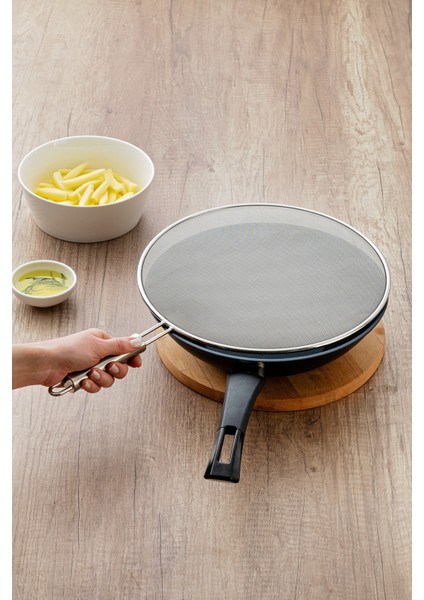 28 cm Paslanmaz Çelik Yağ Sıçratmaz Teli, Dayanıklı ve Pratik Kullanım