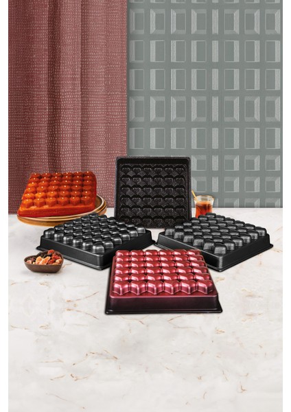 Kalpli Siyah Kek Kalıbı, 36 Bölmeli, Pratik ve Şık Mutfak Gereci fiyatları