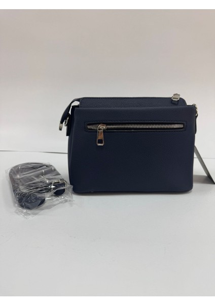 , beş ayrı cepli ,fermuar detaylı ,kadın çapraz ve bayan omuz çantası