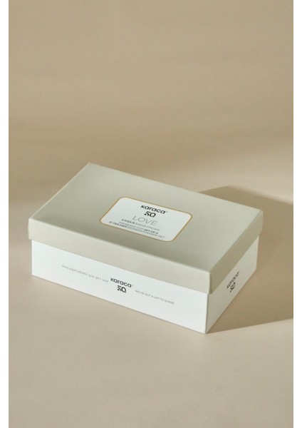 Iki Kişilik Yuvarlak ve Kalp Desenli 80 ml Kahve Fincanı Siyah