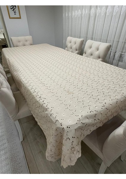 Brode Nakış Işlemeli Dertsiz Masa Örtüsü 150X250 modelleri