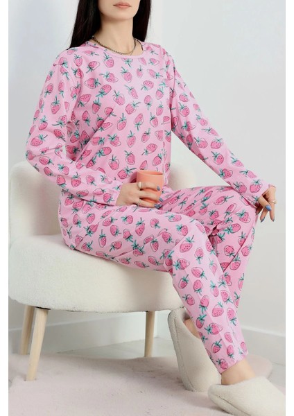 Çilek Desenli Pembe Pijama Takımı