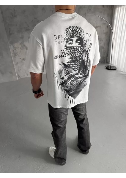 Unisex Baskılı Oversize T-Shirt - Beyaz fırsatları