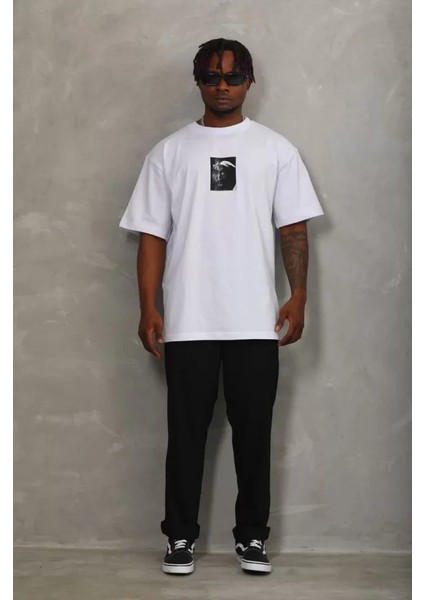 Unisex Oversize Baskılı Bisiklet Yaka T-Shirt - Beyaz fırsatları