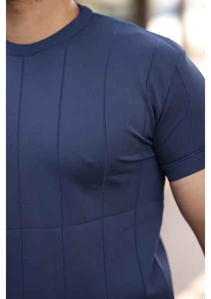 Erkek Ince Çizgi Dokulu Bisiklet Yaka Kısa Kollu T-Shirt modelleri