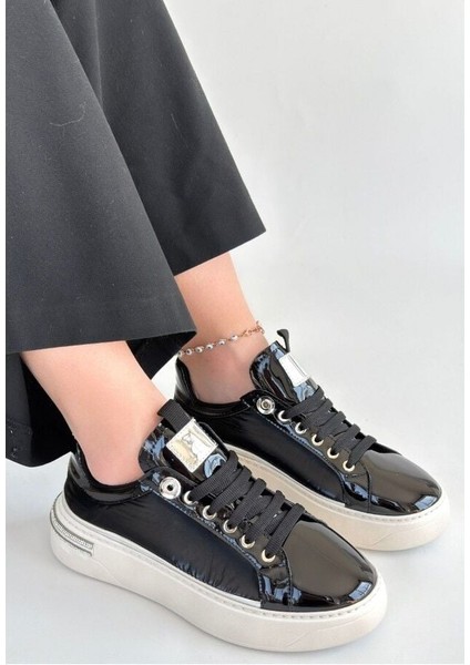 Siyah Rugan Paraşüt Detaylı Bağcıklı Spor Ayakkabı 265601 37