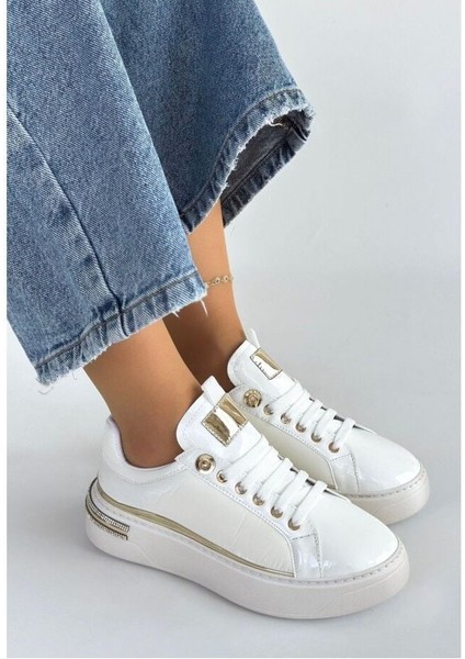 Beyaz Rugan Paraşüt Detaylı Bağcıklı Spor Ayakkabı 265602 37 fiyatları