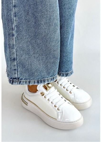 Beyaz Rugan Paraşüt Detaylı Bağcıklı Spor Ayakkabı 265602 37 modelleri