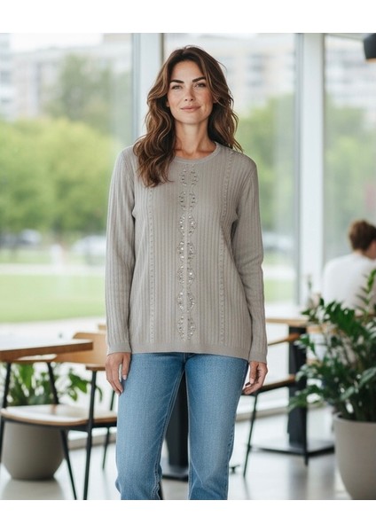 Kadın Önü Taşlı Kendinden Desenli Sıfır Yaka Bluz modelleri