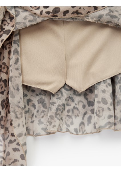 Asimetrik Kesim Fırfırlı Şortlu Leopar Desenli Mini Etek fırsatları