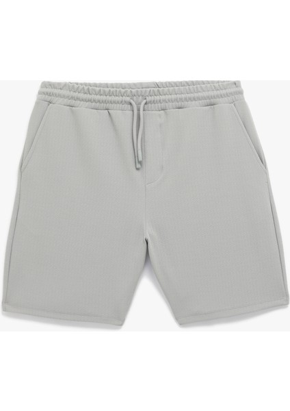 Cep Detaylı Beli Bağcıklı Bermuda Şort modelleri