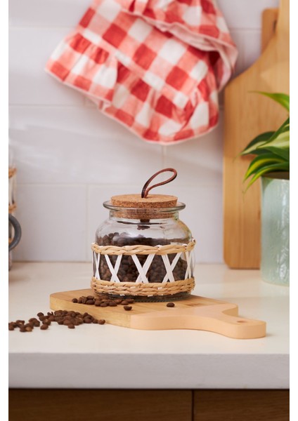 Beyaz 600 ml Saklama Kabı, Şık ve Pratik Mutfak Gereci