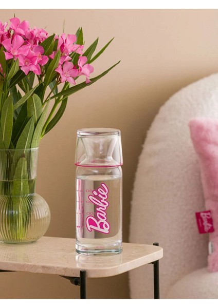 Beyaz 700 ml Cam Sürahi, Barbie Baskılı, Kapaklı, Şık ve Fonksiyonel Tasarım modelleri