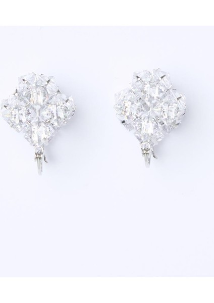 Gümüş Rengi Işıltılı Taş Detaylı Küpe modelleri