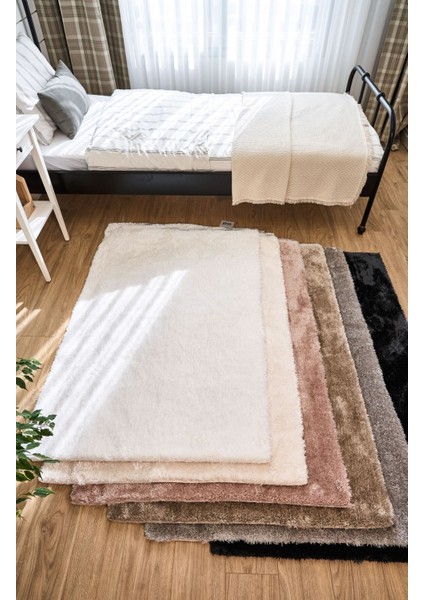 Vega Beyaz - Yıkanabilir Peluş Halı | Kaymaz Süet Taban