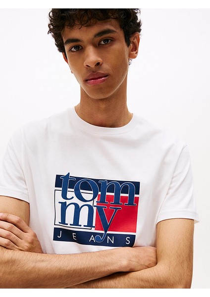 Tommy Hılfıger Erkek Marka Logolu Organik Pamuklu Bisiklet Yakalı Günlük Kullanıma Uygun Bbeyazz T-Shirt DM0DM21977 Ybh fiyatları