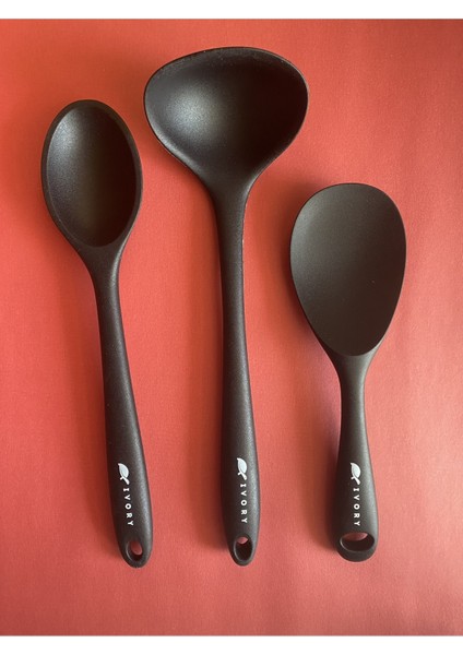 Sert Uçlu Isıya Dayanıklı, Yapışmaz, Yanmaz Silikon Kaşık Seti, 3 Parça, Siyah