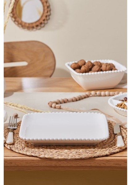 Beyaz 25 cm Seramik Servis Tabağı, Şık ve Dayanıklı Tasarım modelleri