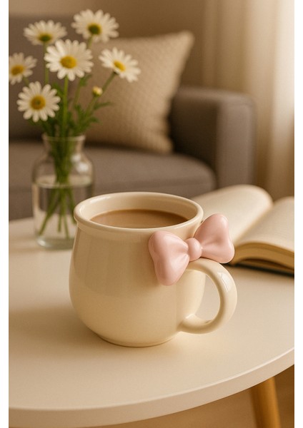 Pembe Fiyonklu 300 ml Beyaz Seramik Kupa Bardak, Şık ve Kullanışlı Hediye Seçeneği