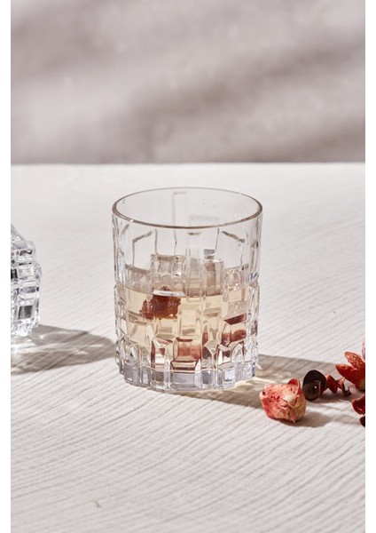 Beyaz 330 ml Sade Su Bardağı, Şık ve Dayanıklı Tasarım