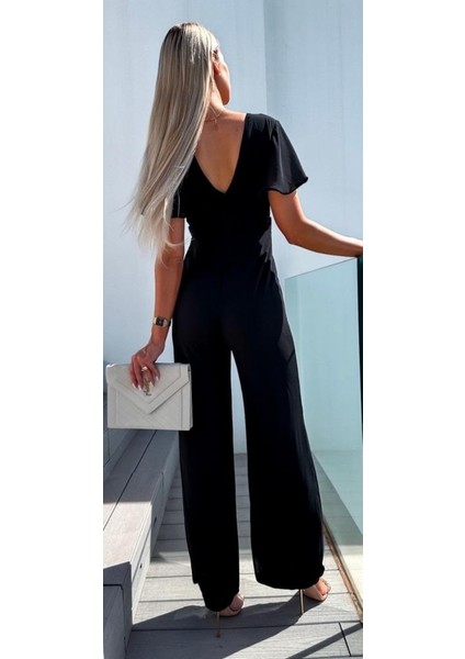 Kadın Kısa Kollu Kruvaze Yaka Sırt Dekolteli Pegasus Kumaş Tulum fırsatları