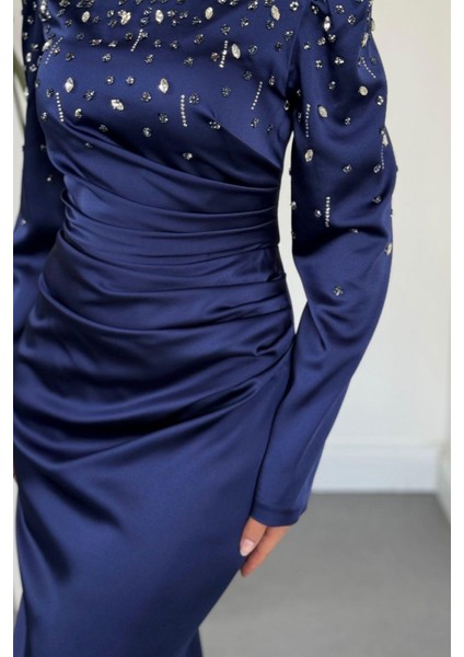 Wanda Saten Taşlı Balık Abiye Lacivert fırsatları