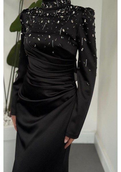 Wanda Saten Taşlı Balık Abiye Siyah fırsatları