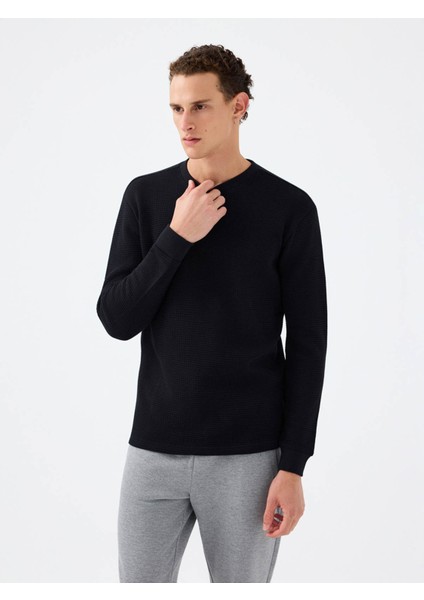 Regular Fit Siyah Erkek Uzun Kollu T-Shirt LF2040680