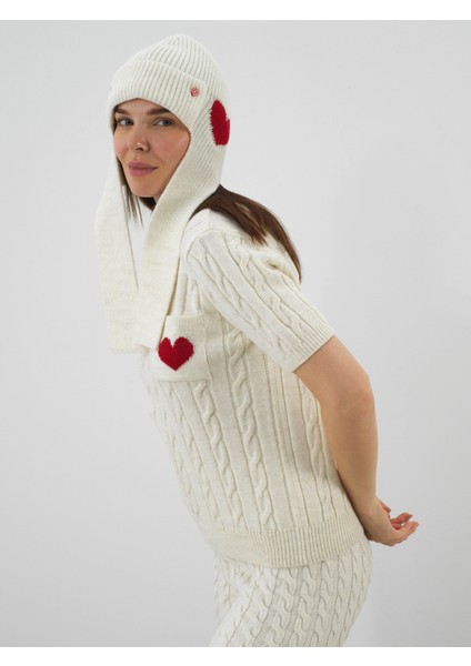 Kadın Ekru Doğal Yün Dokulu Standart Fit Bere modelleri