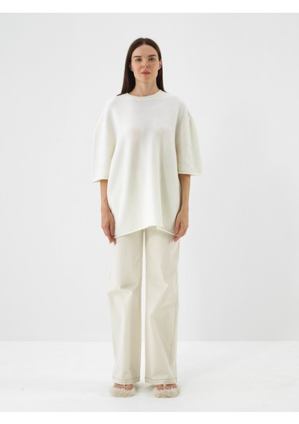 Kadın Ekru Yumuşak Dokulu Oversize Kazak