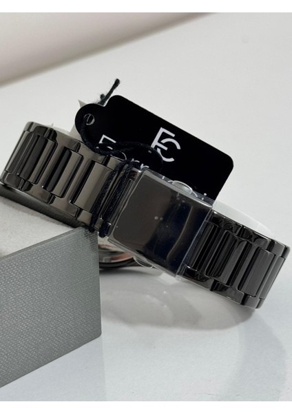 Erkek Kol Saati Içi Kırmızı Bombeli Cam Çelik Kasa 30 Metre Suya Dayanıklı