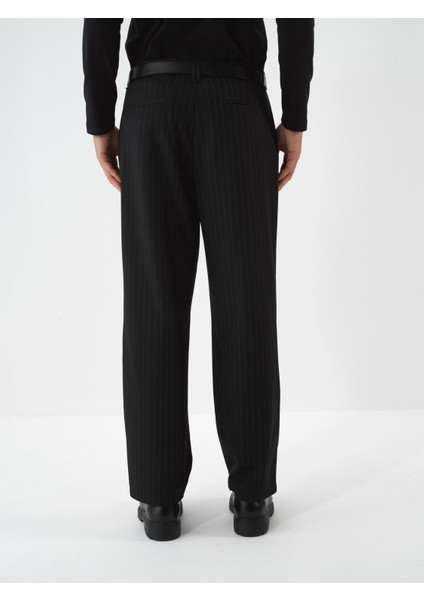 Erkek Siyah Esnek Dokulu Regular Fit Pantolon indirimleri