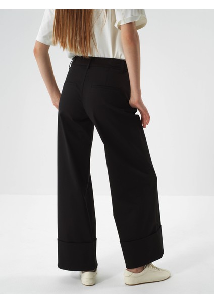Kadın Siyah Pamuk Dokulu Oversize Pantolon fırsatları