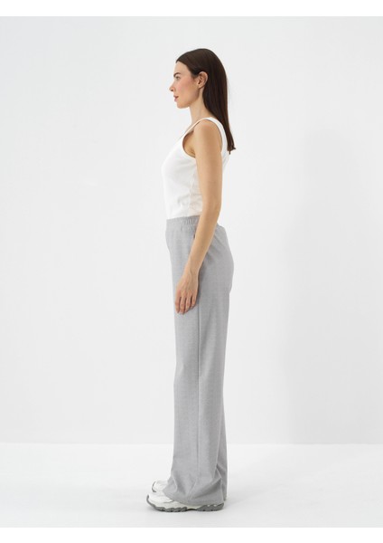 Kadın Gri Pamuk Dokulu Oversize Sweat Pantolon modelleri