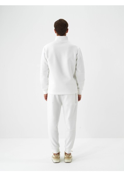 Erkek Ekru Pamuk Dokulu Regular Fit Sweatshirt indirimleri