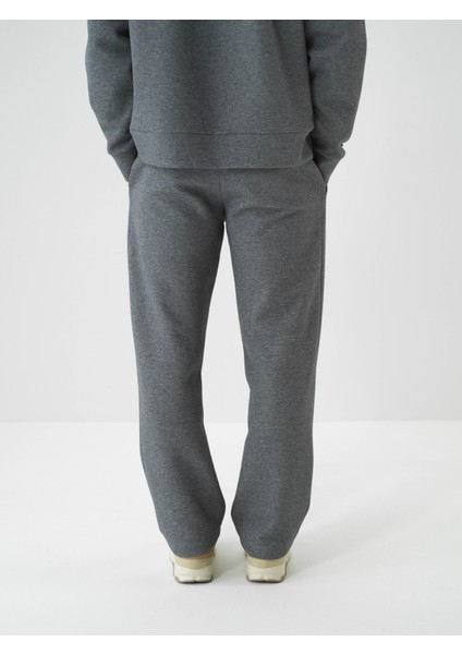 Erkek Gri Pamuk Dokulu Oversize Sweat Pantolon indirimleri