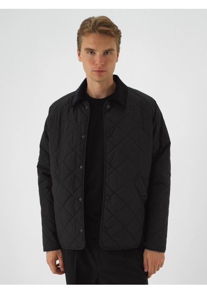 Erkek Siyah Kapitone Dokulu Regular Fit Mont fiyatları