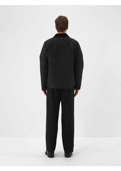 Erkek Siyah Kapitone Dokulu Regular Fit Mont indirimleri
