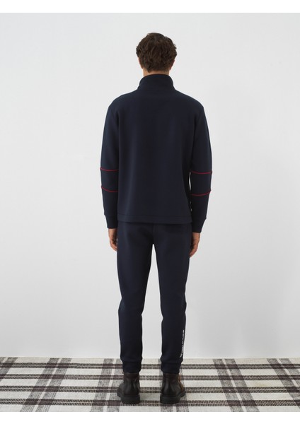 Erkek Lacivert Pamuk Dokulu Regular Fit Sweatshirt indirimleri