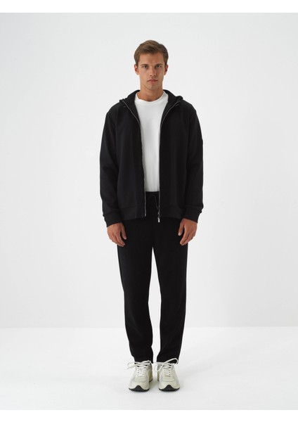 Erkek Siyah Lüks Dokulu Soft Kadife Slim Fit Sweat Pantolon