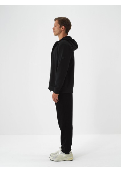 Erkek Siyah Lüks Dokulu Soft Kadife Slim Fit Sweat Pantolon modelleri