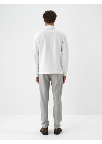 Erkek Ekru Pamuk Dokulu Regular Fit Sweatshirt indirimleri